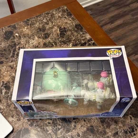 Disney Cinderella's Enchanted Carriage Pop! Ride Funko Pop - Picture 2 of 6